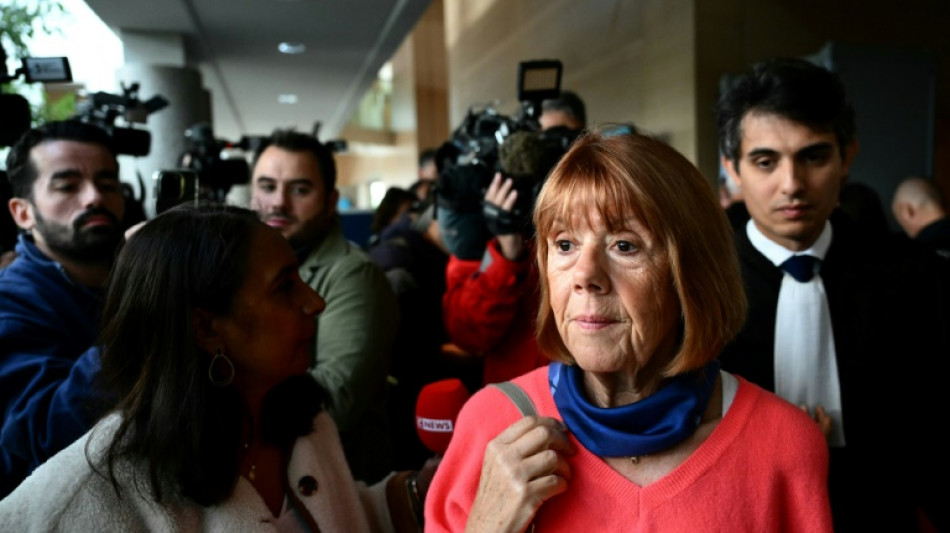 Un enfermo Dominique Pelicot sume en el limbo su juicio por violaci&oacute;n en Francia