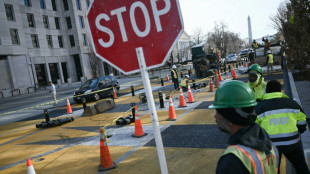Washington entfernt ber&uuml;hmten "Black Lives Matter"-Schriftzug nahe Wei&szlig;em Haus