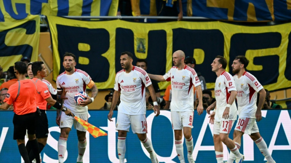 Boca denied by two Argentines as Benfica fight back