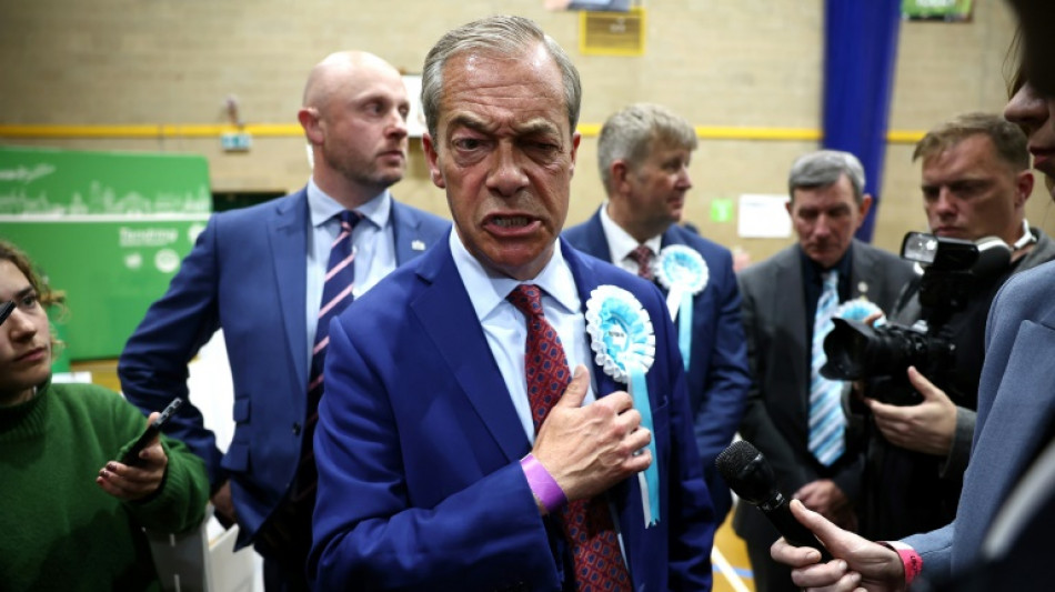 Extrema direita chega ao Parlamento brit&acirc;nico