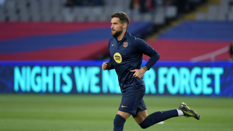 Barcelona confirma saída do zagueiro Iñigo Martínez