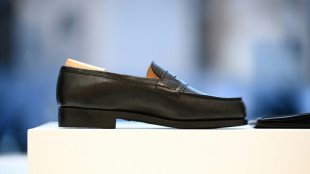 El mocas&iacute;n cl&aacute;sico vuelve tras a&ntilde;os de dominio de la zapatilla deportiva