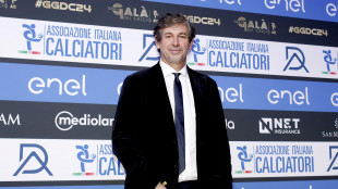 Mondiali: Albertini, 'all'Italia servono valori morali'