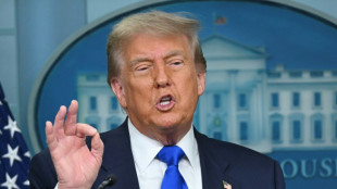 Trump diz que voltar&aacute; a bombardear Ir&atilde; caso atividades nucleares sejam retomadas