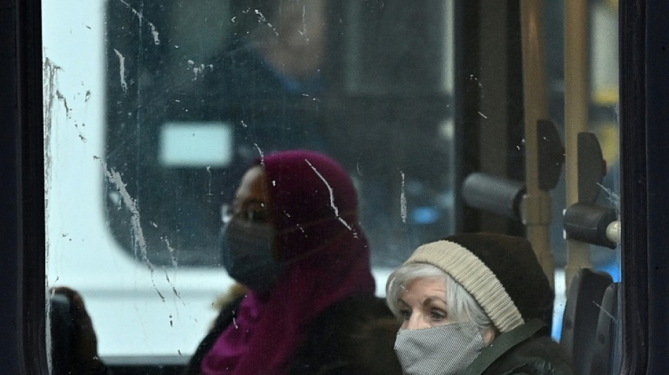 Keine Einigung &uuml;ber Ende der Maskenpflicht im &Ouml;PNV