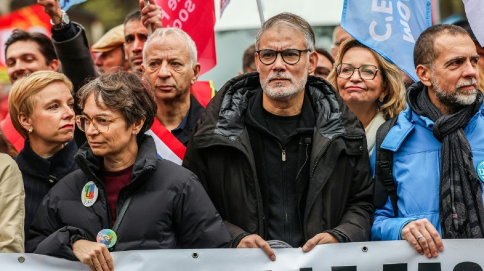 Orl&eacute;ans: au moins 11.000 personnes ont manifest&eacute; dans le calme contre le congr&egrave;s du RN