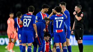PSG's Kvaratskhelia set for months out with torn ACL