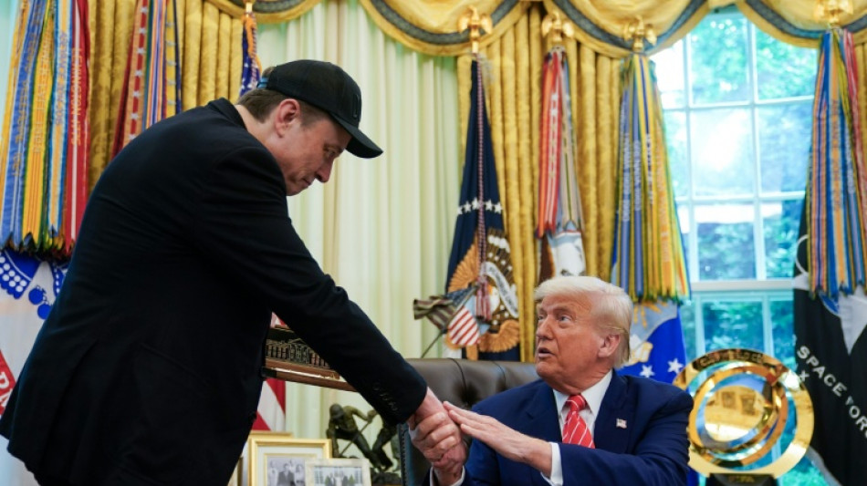 Musk tacha de 'abomina&ccedil;&atilde;o repugnante' megaprojeto de lei or&ccedil;ament&aacute;ria de Trump