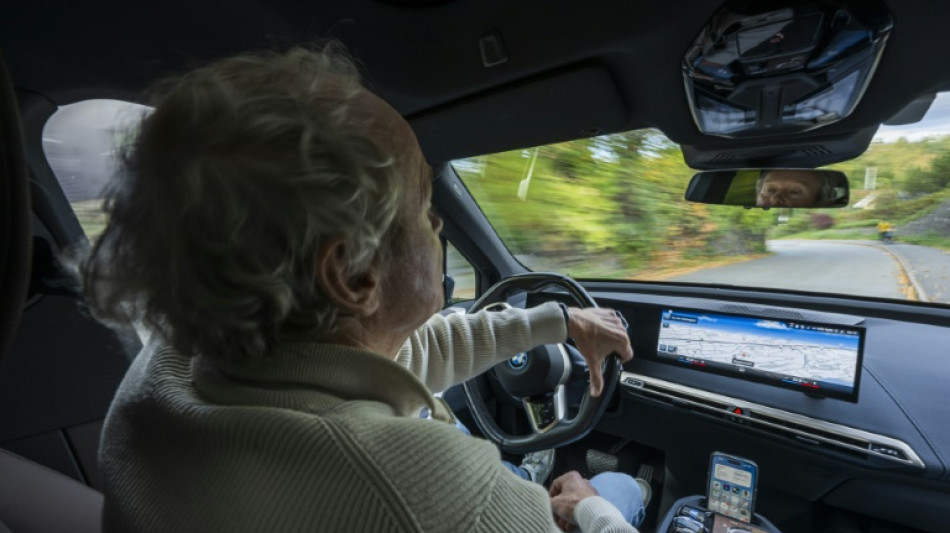 Noruega assume posi&ccedil;&atilde;o pioneira no setor de carros el&eacute;tricos na Europa