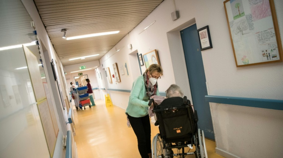 Eigenanteile bei Pflege sollen bleiben - Bund und Länder skizzieren Reform