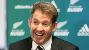 New Zealand Rugby chief Robinson quits