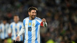 Despedida dos sonhos: Messi faz 2 e Argentina vence Venezuela (3-0) nas Eliminatórias