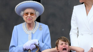 Queen Elizabeth II kicks off historic jubilee celebrations