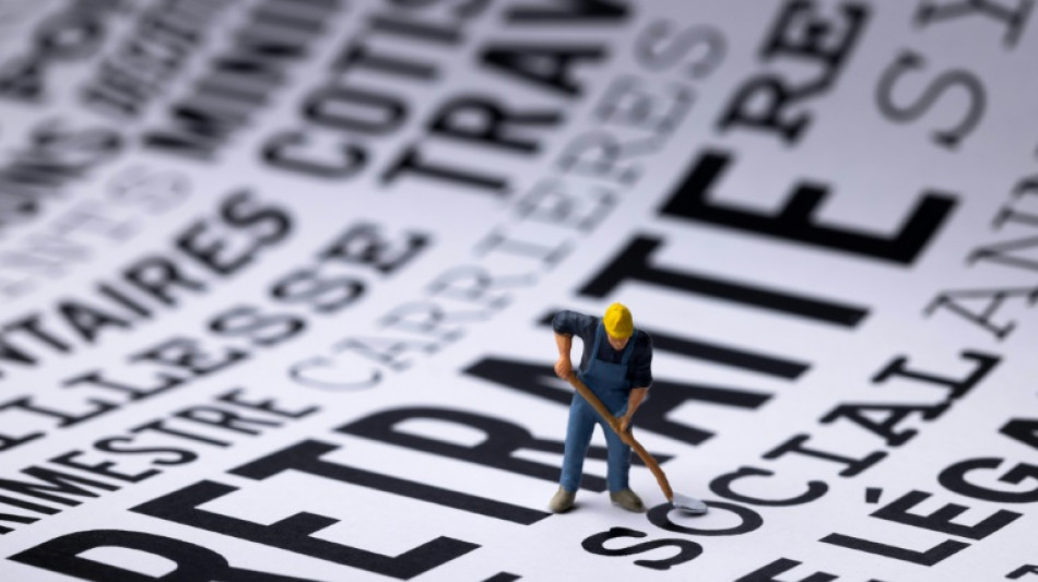 Une opération sauvetage dans le flou pour le "conclave" des retraites