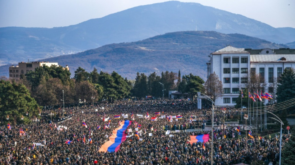 Proteste in Berg-Karabach gegen Blockade von Landverbindung nach Armenien