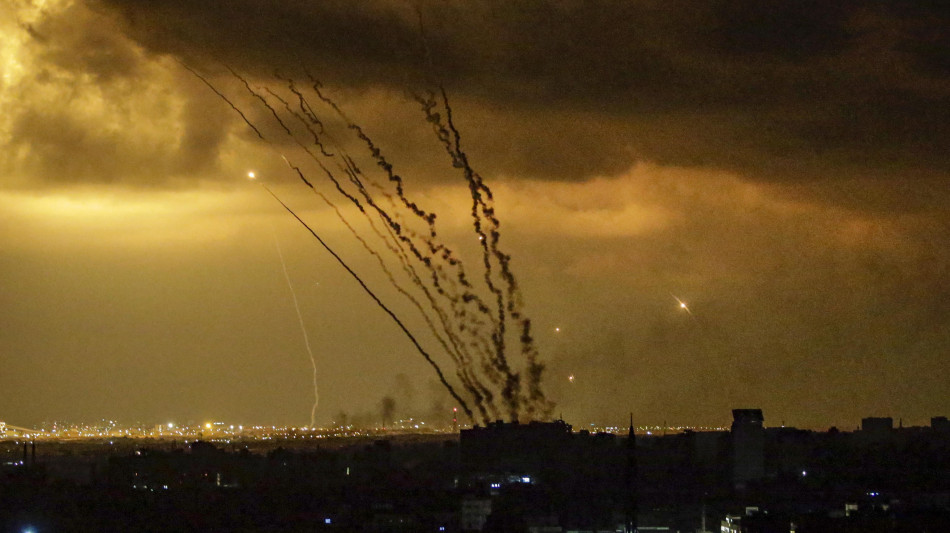 Usa, 'Hamas smetta di uccidere palestinesi e si disarmi'