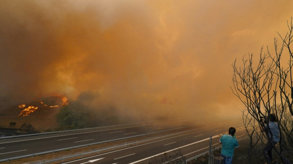 Incendies: l'Espagne se consume dans le nord-ouest et l'ouest