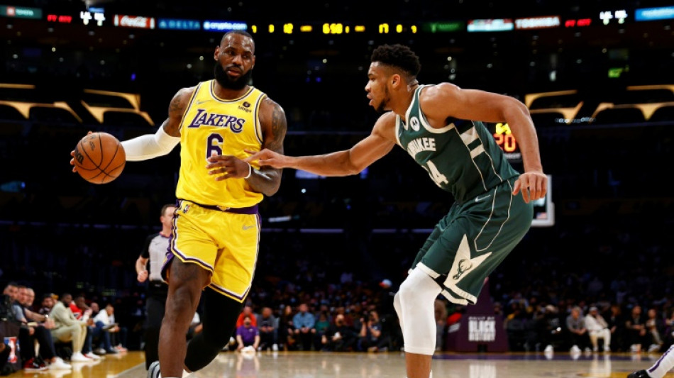 NBA: Giannis et LeBron en t&ecirc;te des premiers votes pour le All-Star Game