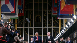 Médaille, trophée, YMCA: Trump gâté pendant le tirage au sort du Mondial-2026