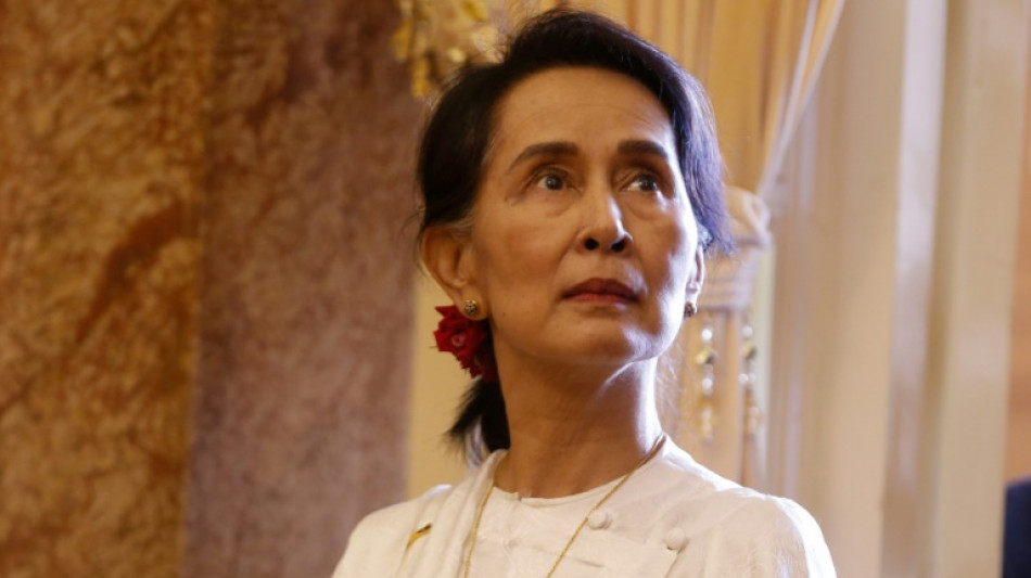 Junta militar de Mianmar reduz condena&ccedil;&atilde;o de Suu Kyi de 33 para 27 anos de pris&atilde;o