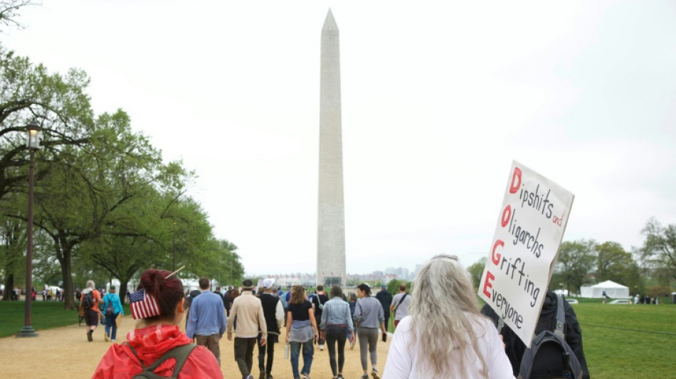 Manifestations &agrave; travers les Etats-Unis contre la politique de Trump et Musk
