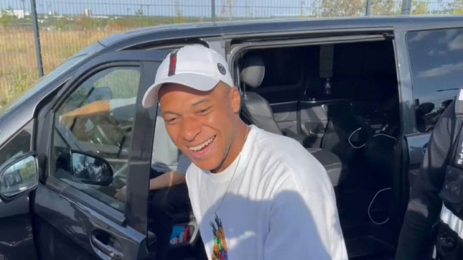 El PSG autoriza a Mbapp&eacute; a negociar con el Al-Hilal, que ofrece 300 millones, dice una fuente pr&oacute;xima al caso