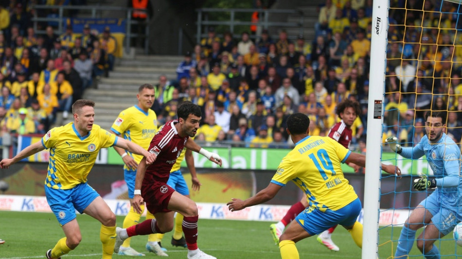 Dreierpacker Emreli schickt Braunschweig in die Relegation