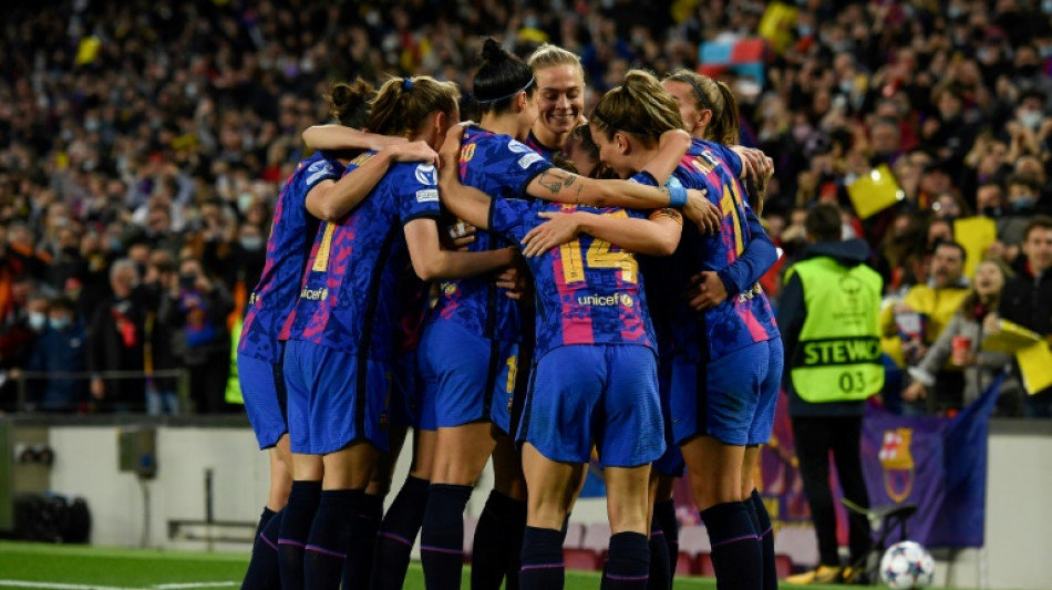 R&eacute;cord, fiesta y a 'semis' de Champions: la noche hist&oacute;rica del Bar&ccedil;a femenino