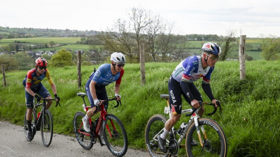 Evenepoel outsprints Skjelmose to win Amstel Gold Race