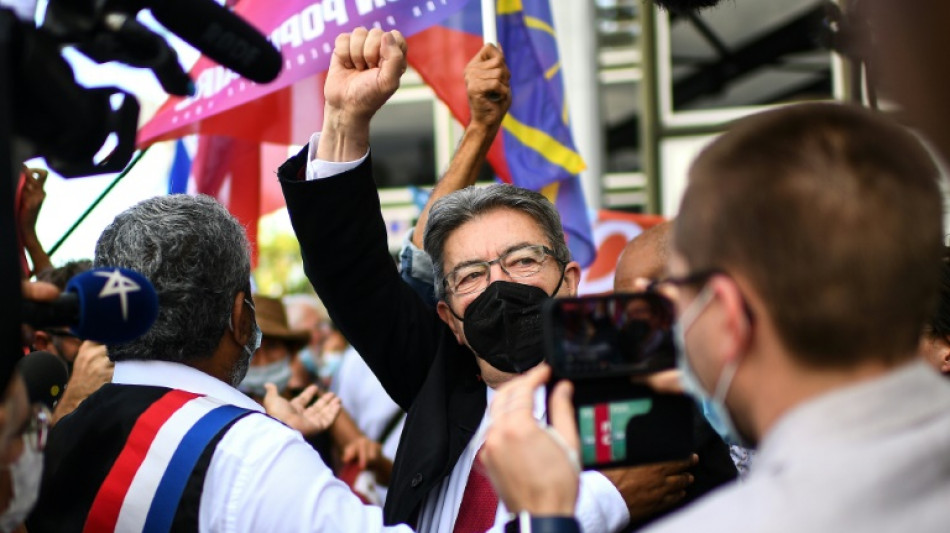 Pr&eacute;sidentielle: M&eacute;lenchon a franchi la barre des 500 parrainages 
