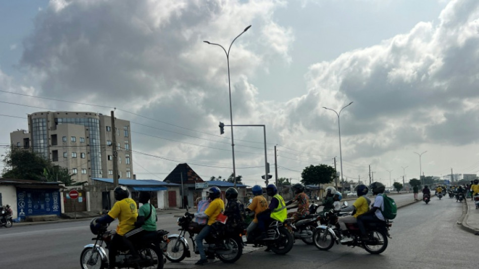 Bénin: le gouvernement affirme avoir déjoué un coup d'État, une douzaine de militaires arrêtés