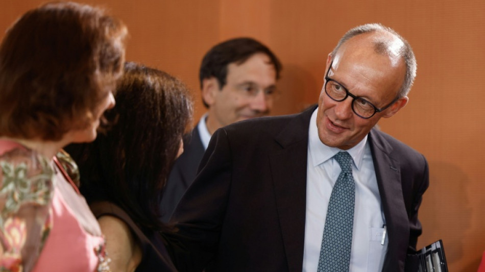 Umfrage: Regierung Merz nach vier Monaten deutlich unbeliebter als die "Ampel"