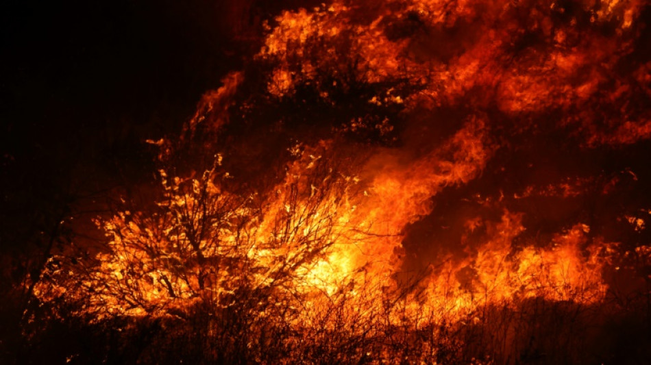 L'h&eacute;misph&egrave;re nord en lutte contre la canicule et les intemp&eacute;ries
