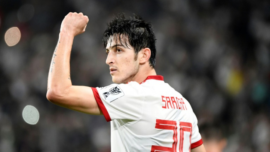 Sardar Azmoun, el desaf&iacute;o al r&eacute;gimen iran&iacute; en apoyo de las manifestaciones