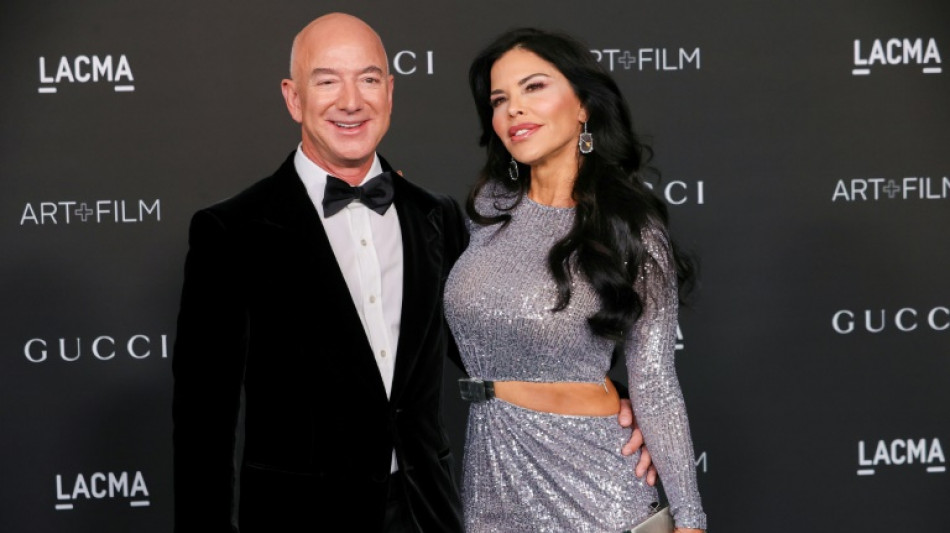 The billionaire and the TV anchor: Bezos, Sanchez's whirlwind romance