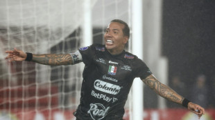 Veterano Dayro Moreno volta à seleção da Colômbia para enfrentar Bolívia e Venezuela