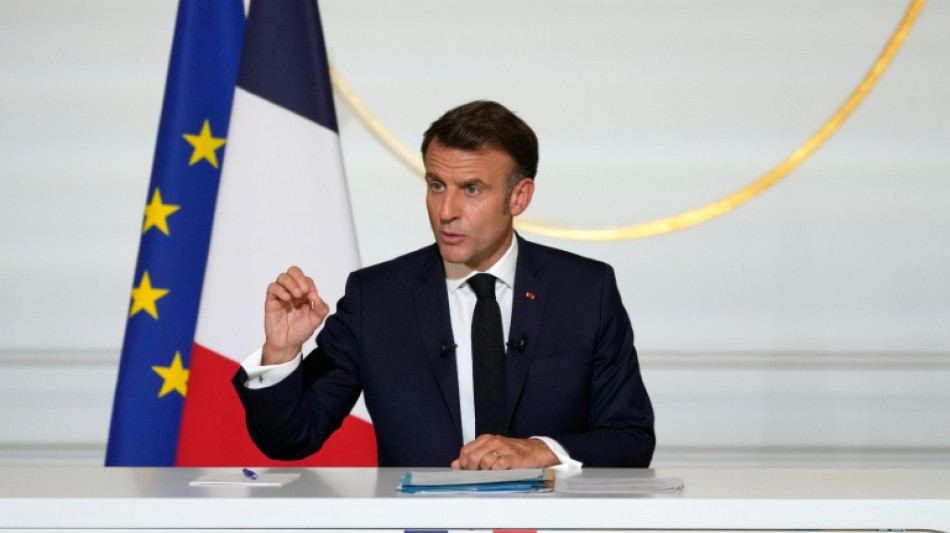 Macron au Groenland pour exprimer la "solidarit&eacute; europ&eacute;enne" face aux vis&eacute;es de Trump