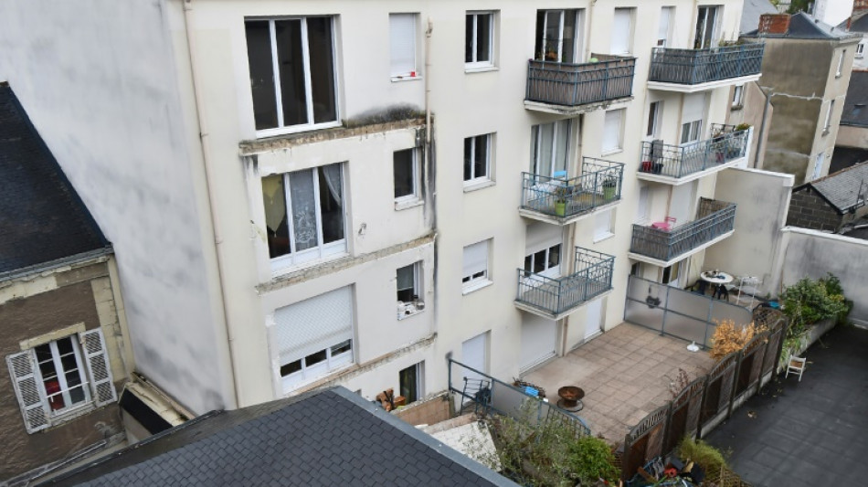 Balcon effondr&eacute; d'Angers: prison avec sursis pour trois pr&eacute;venus, l'architecte relax&eacute;