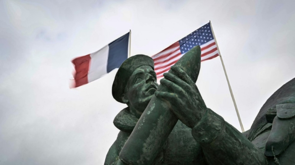 Macron elogia 'esp&iacute;rito de sacrif&iacute;cio' na abertura das cerim&ocirc;nias dos 80 anos do 'Dia D'