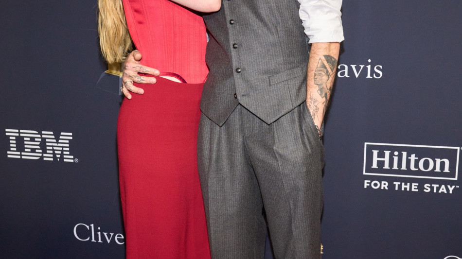 Anello di fidanzamento di Damiano David per Dove Cameron