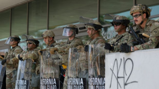 Trump mobiliza fuzileiros navais e aumenta a tens&atilde;o nos protestos de Los Angeles