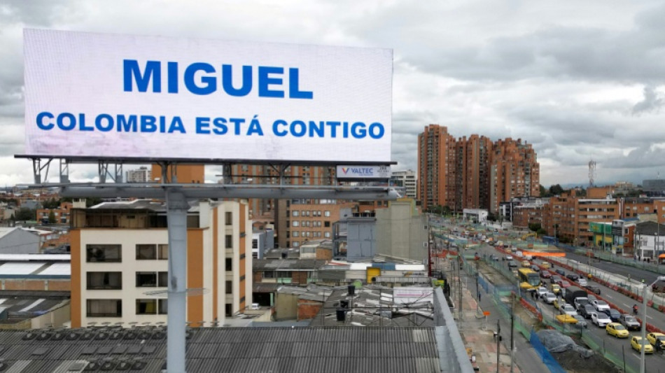 Partido de candidato presidencial baleado suspende atos de campanha na Colômbia