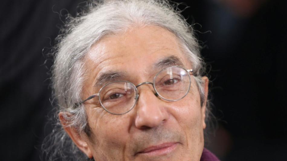 L'écrivain Boualem Sansal de retour en France, aussitôt reçu par Macron