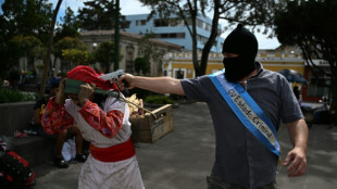 Guatemala enfrenta amea&ccedil;as &agrave; democracia a um m&ecirc;s da elei&ccedil;&atilde;o