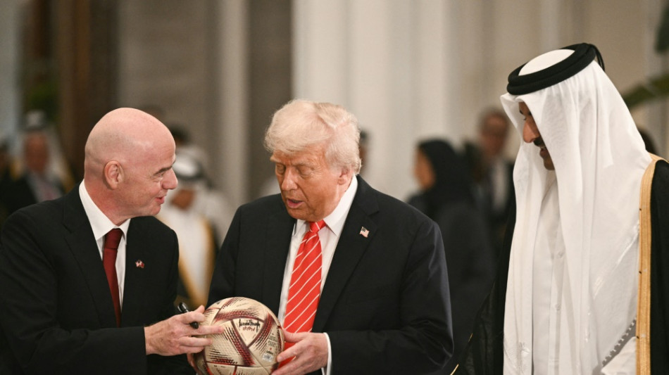 FIFA-Kongress beginnt mit dreist&uuml;ndiger Versp&auml;tung