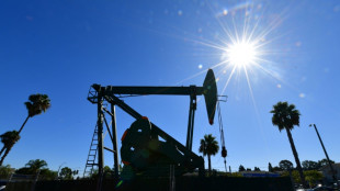 Oil prices jump as US-Iran deal hopes falter