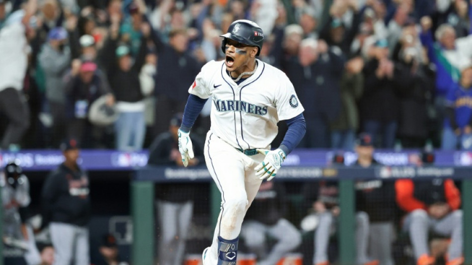 Mariners out-last Tigers 3-2 in 15 innings to advance in MLB playoffs