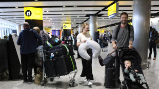 Media, 145 voli in ritardo e 4 cancellati da Heathrow