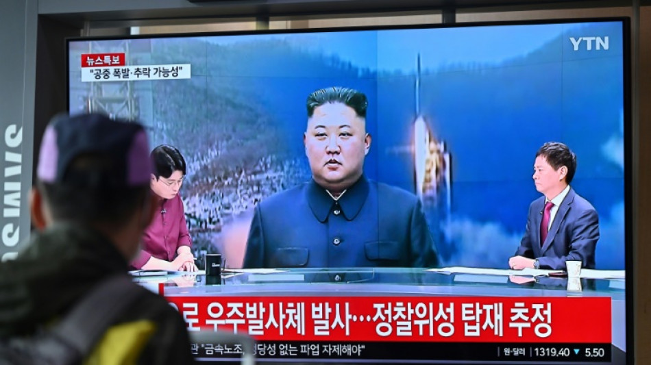 Partido do governo norte-coreano critica lan&ccedil;amento fracassado de sat&eacute;lite