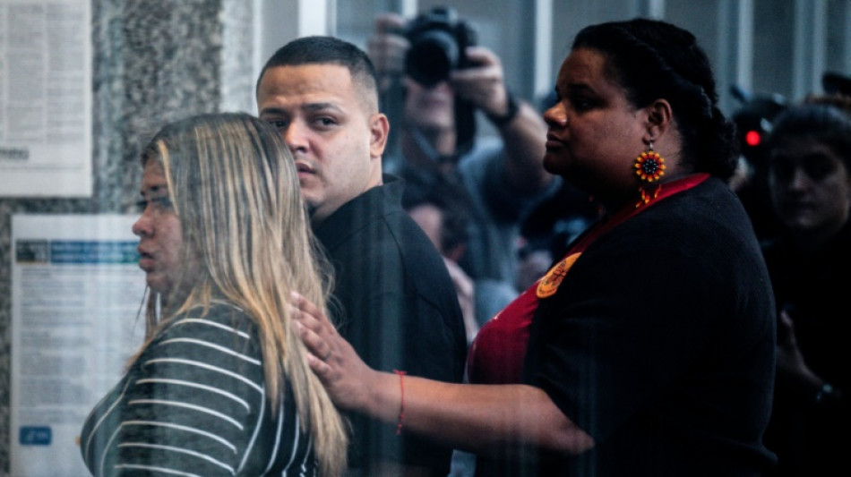 Jueza estadounidense suspende deportaci&oacute;n de salvadore&ntilde;o a Uganda